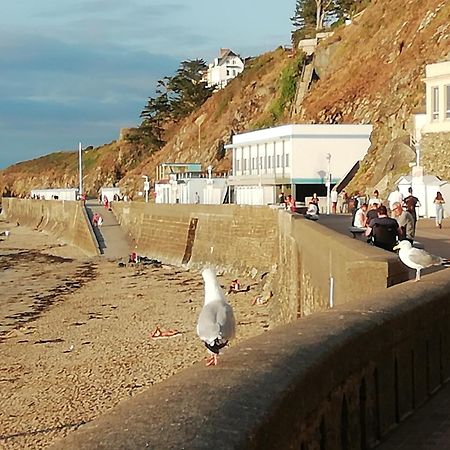 Entre Mer Et Montagne Granville Zewnętrze zdjęcie