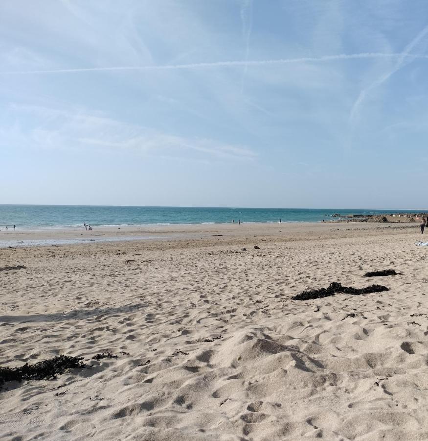 Entre Mer Et Montagne Granville Zewnętrze zdjęcie